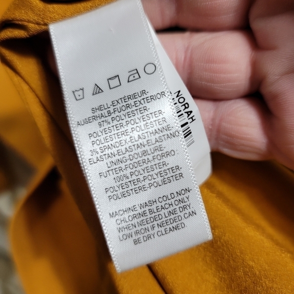 Dress the Population Norah Dress in Honey Small Long Sleeve Plunge Bodycon - Picture 8 of 12